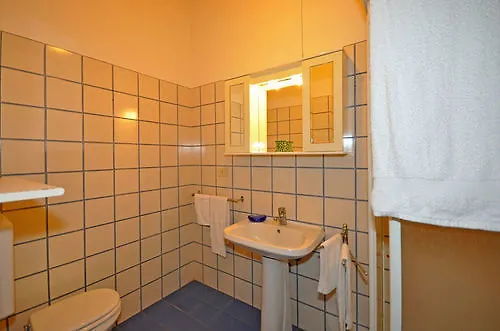 Talamone Guest House 0*,  İtalya